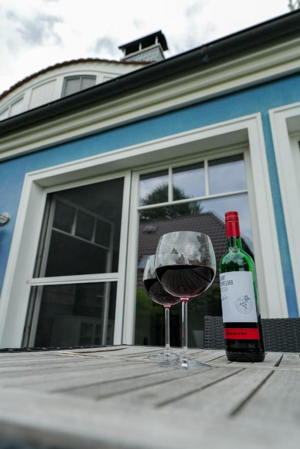 Ostseelagune Zingst, Exklusive Dhh, Strandnah, Sauna, Kamin, 3 Sz, 2 Baeder, Glasfaser, Haustierfrei, Garten Mit Suedterrasse, E-Ladesaeule, 2 Stellplaetze, Strandkorb, Fahrradschuppen, Waschmaschine, Trockner, Nichtraucher Exterior foto